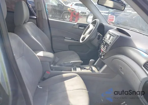 2010 Subaru Forester 2.5X Premium из США, поврежденный, VIN JF2SH6CC5AH773805